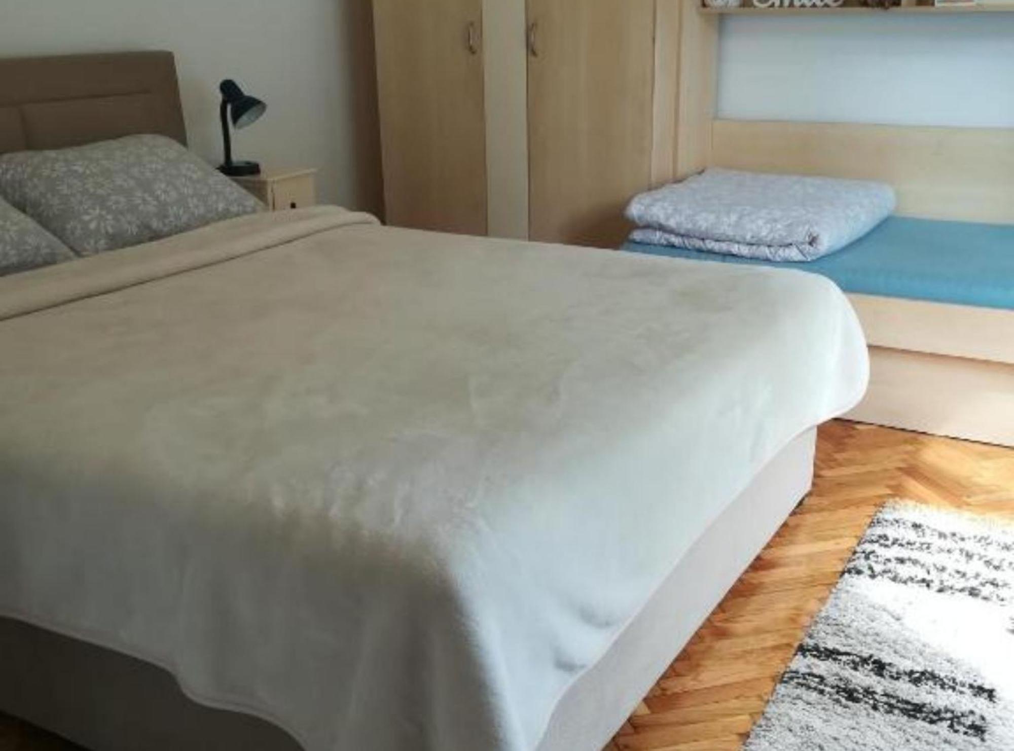 Apartman Olymp Osijek-Garaza Eksteriør billede
